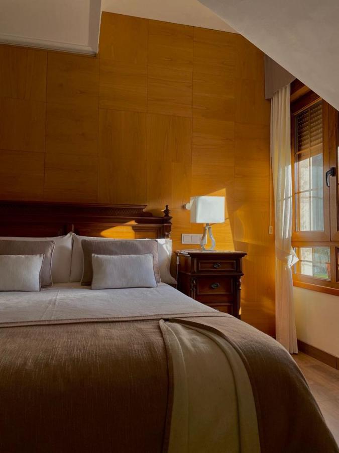 Hotel Rural El Torrejon Arenas De Cabrales Eksteriør billede