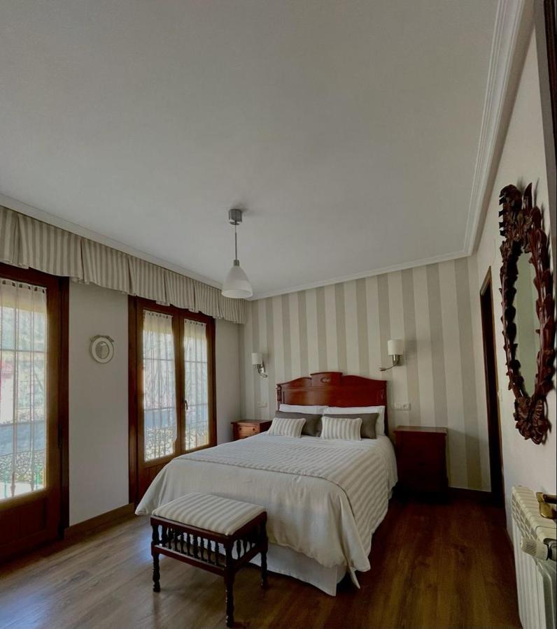 Hotel Rural El Torrejon Arenas De Cabrales Eksteriør billede