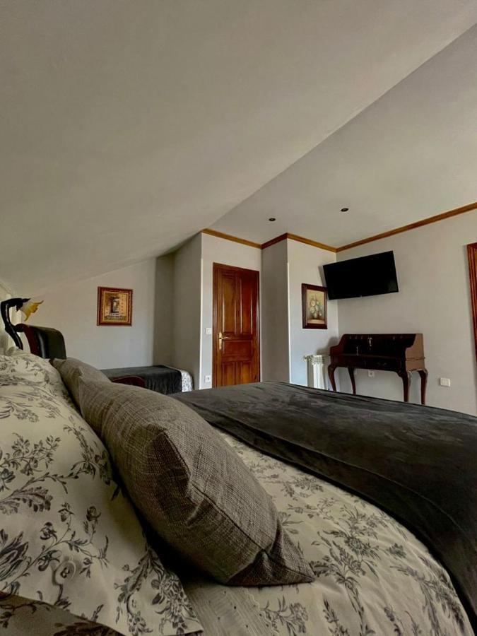 Hotel Rural El Torrejon Arenas De Cabrales Eksteriør billede