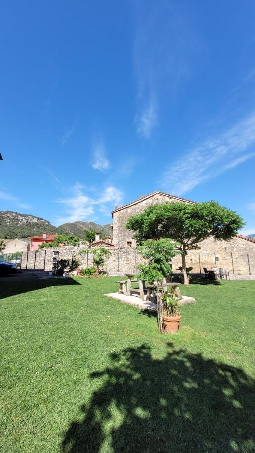 Hotel Rural El Torrejon Arenas De Cabrales Eksteriør billede