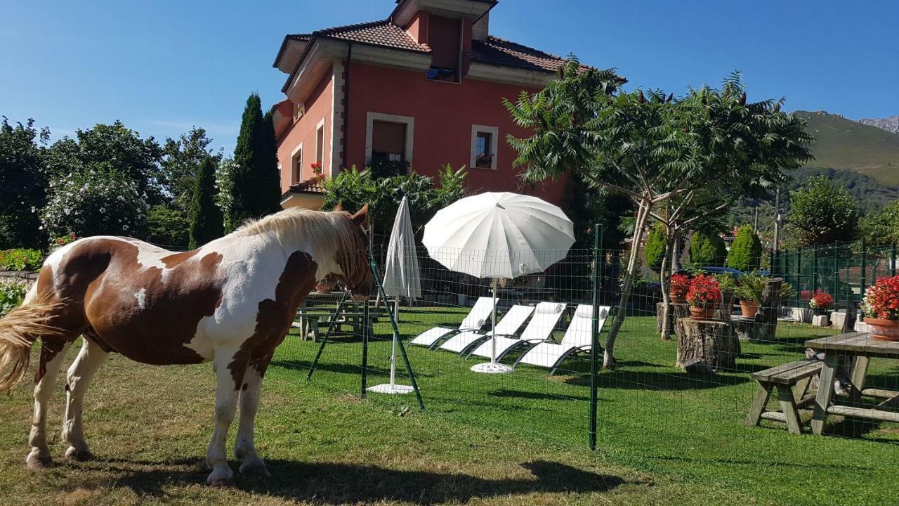 Hotel Rural El Torrejon Arenas De Cabrales Eksteriør billede