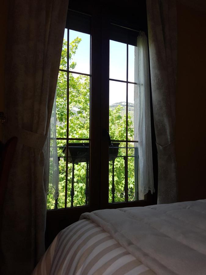 Hotel Rural El Torrejon Arenas De Cabrales Eksteriør billede